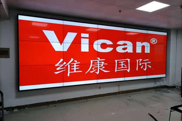 液晶拼接屏出現(xiàn)黑屏或閃屏怎么解決？