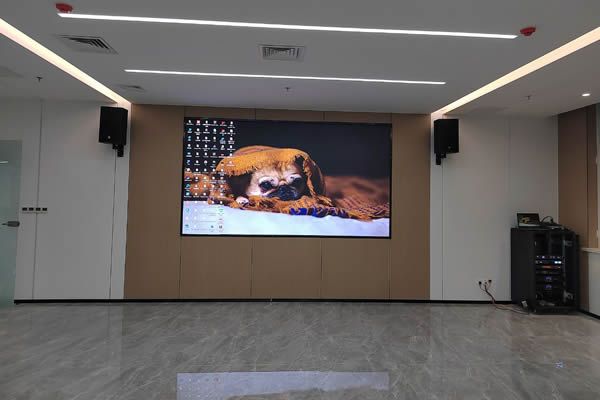 會議室適合使用LED顯示屏嗎，有哪些應(yīng)用優(yōu)勢？